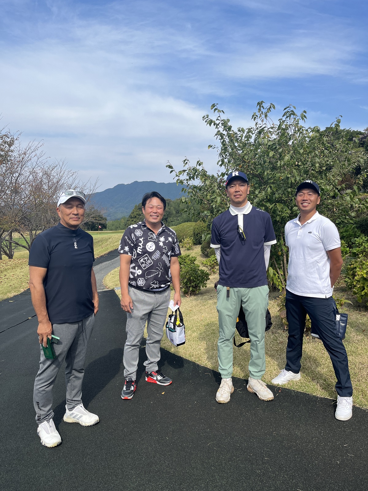 R5-SD CUP-OUT15