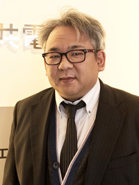 特販課　取締役営業部長　副島 健太
